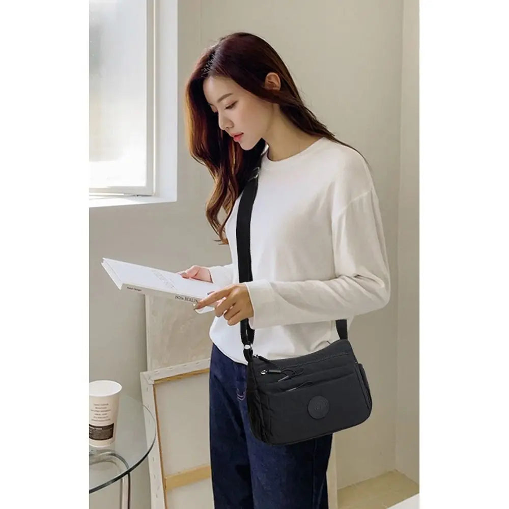 DailyChic™ Crossbody Bag 👜✨ — Stylish Storage for Everyday Life